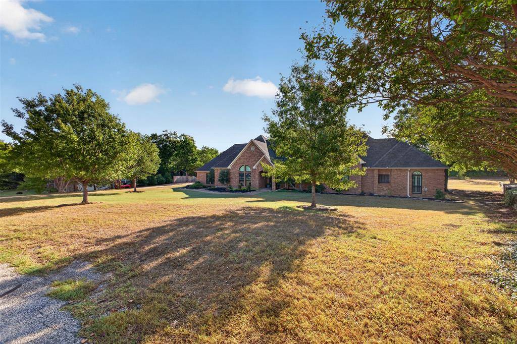 603 Valley View Court, Ovilla, TX 75154