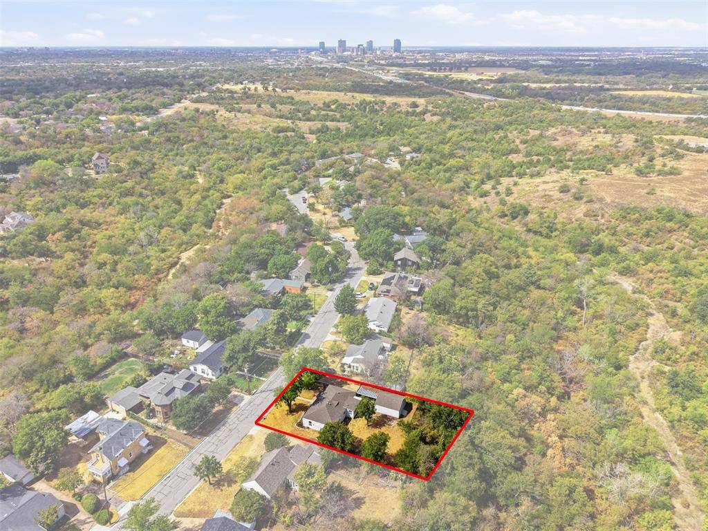 4005 Medford Road, Fort Worth, TX 76103
