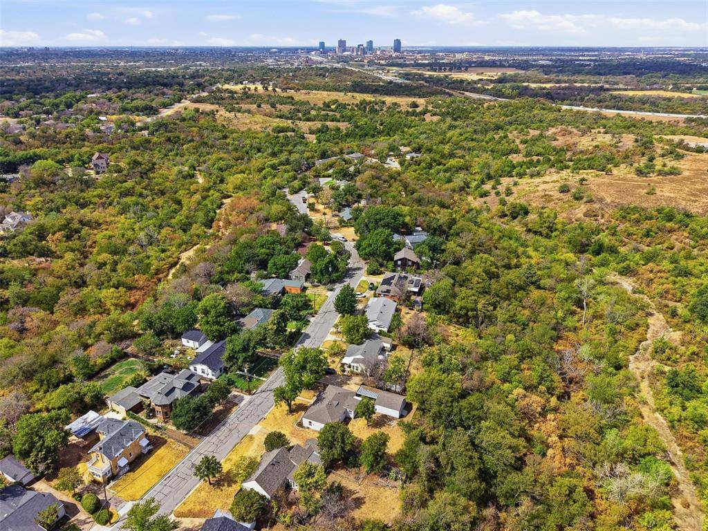 4005 Medford Road, Fort Worth, TX 76103