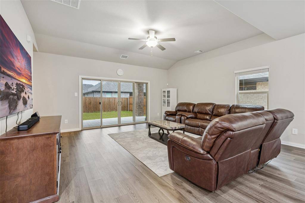 1108 Mahogany Drive, Melissa, TX 75454