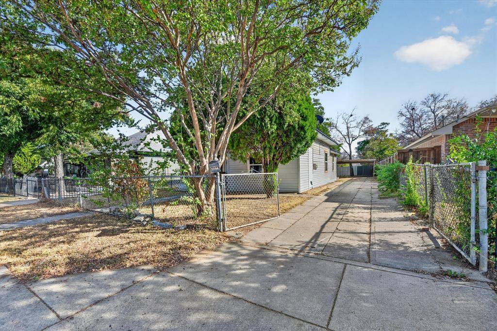 1714 Bessie Street, Fort Worth, TX 76104