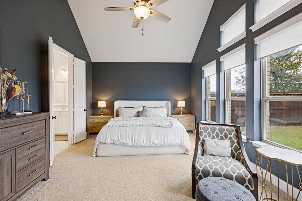 912 Lady Bird Drive, Mckinney, TX 75071