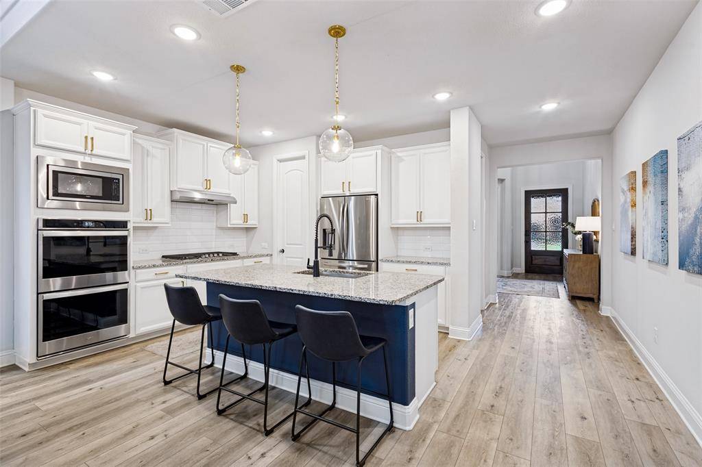 912 Lady Bird Drive, Mckinney, TX 75071
