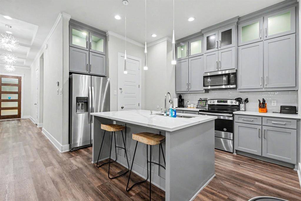 1435 Strickland Street, Dallas, TX 75216
