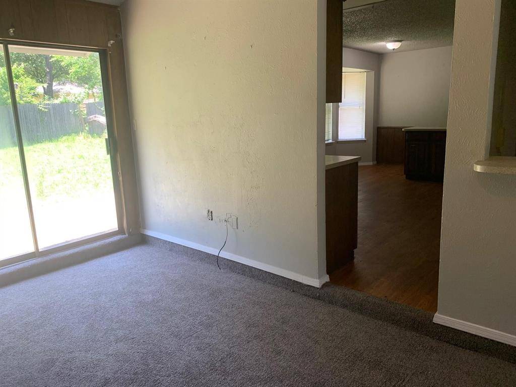2518 Highgate Drive, Arlington, TX 76016