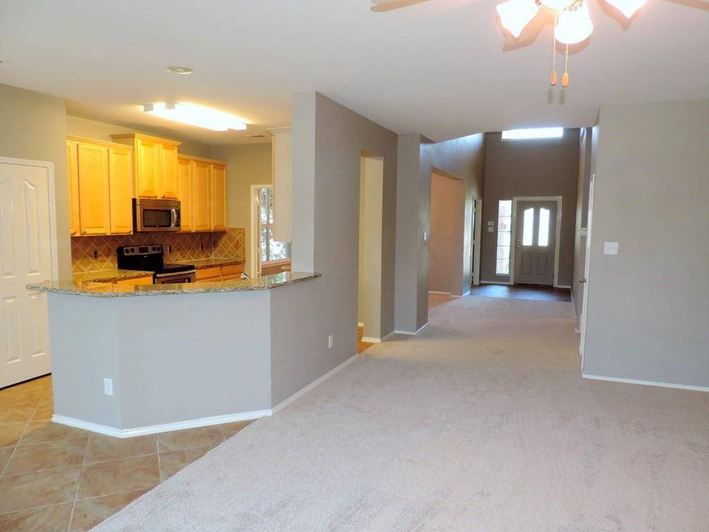 725 Teal Drive, Aubrey, TX 76227