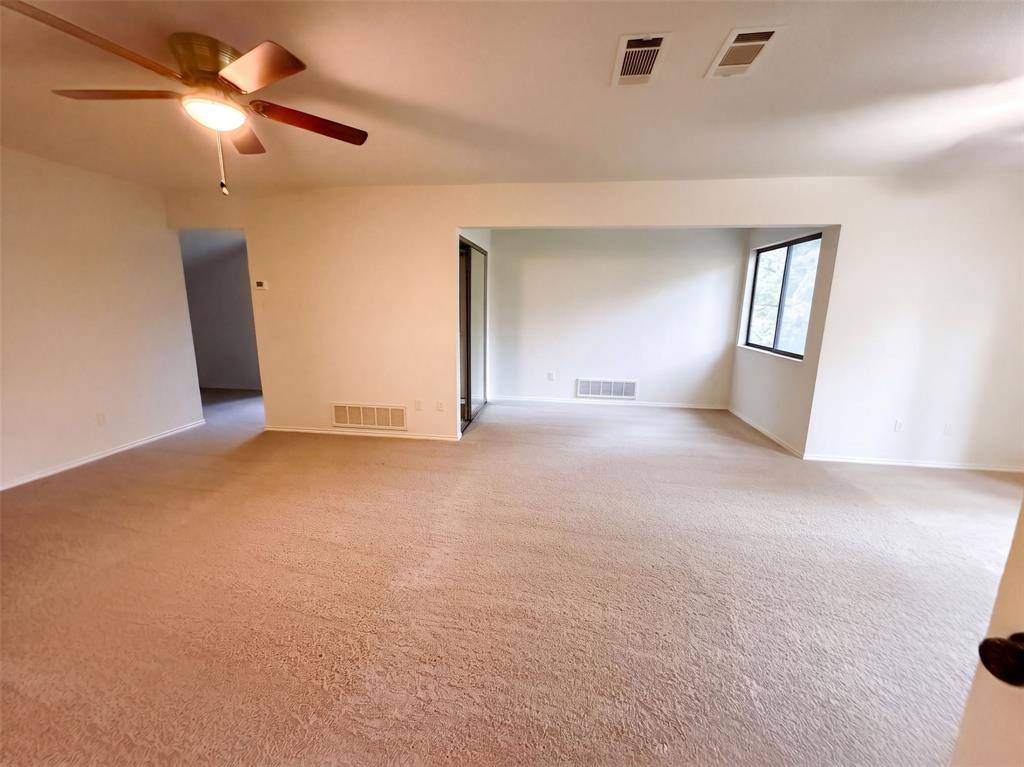 4717 Burning Springs Drive, Arlington, TX 76017