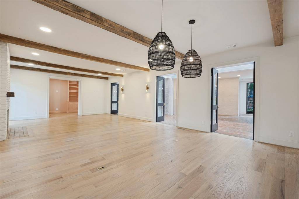 4331 Versailles Avenue, Highland Park, TX 75205
