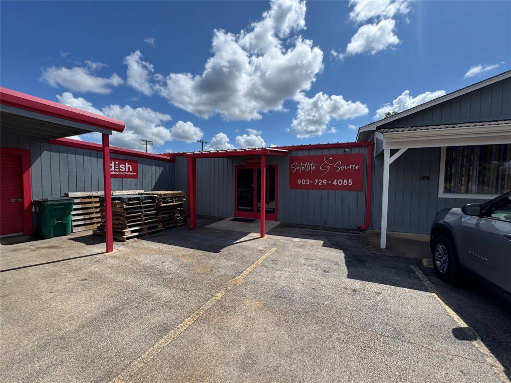 706 N Perry Street #1, Palestine, TX 75801
