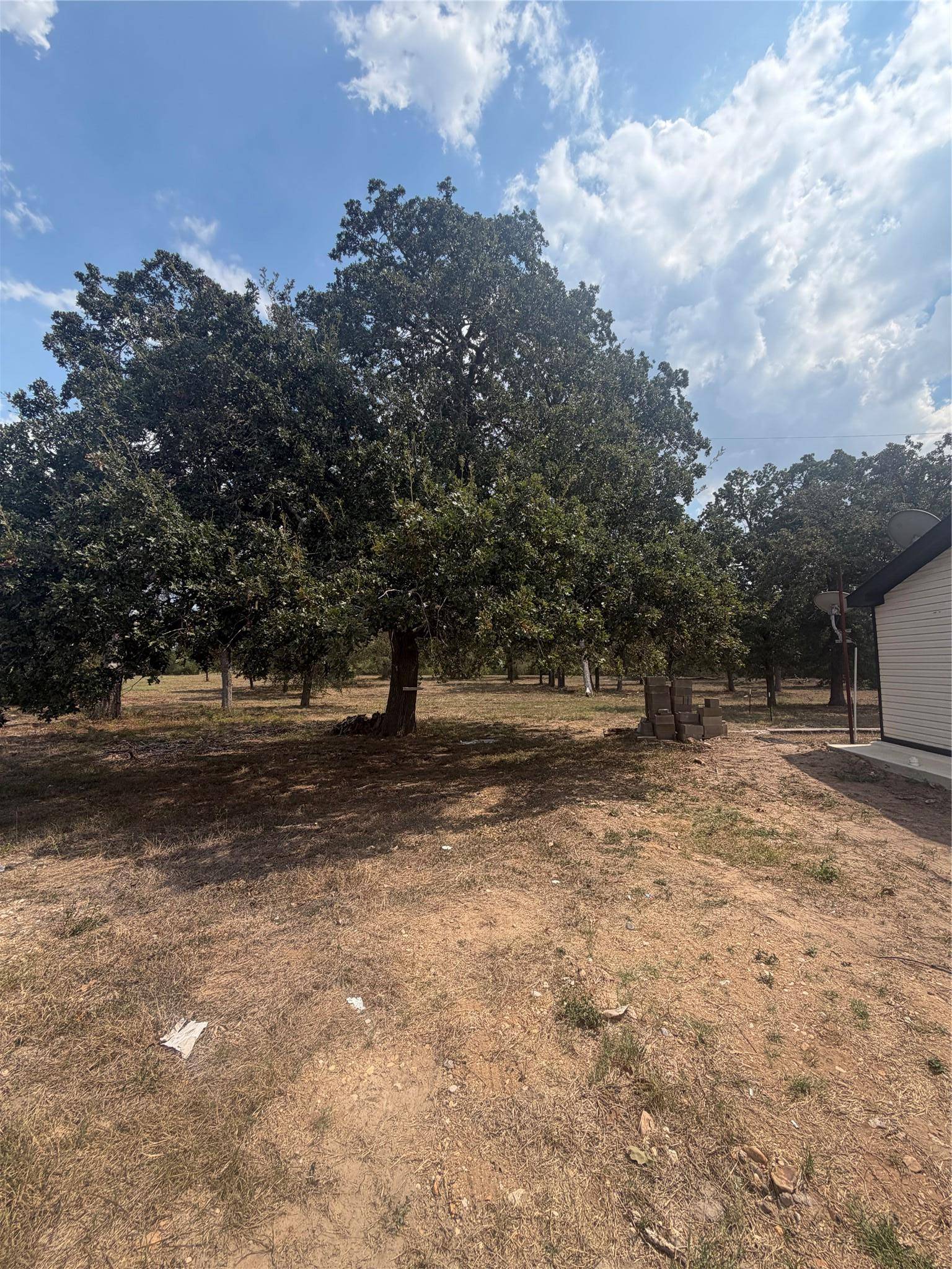 161 Phelan RD, Bastrop, TX 78602