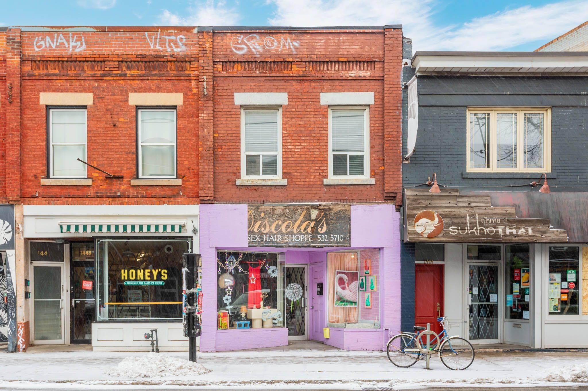 1446 Dundas ST W, Toronto C01, ON M6J 1Y6
