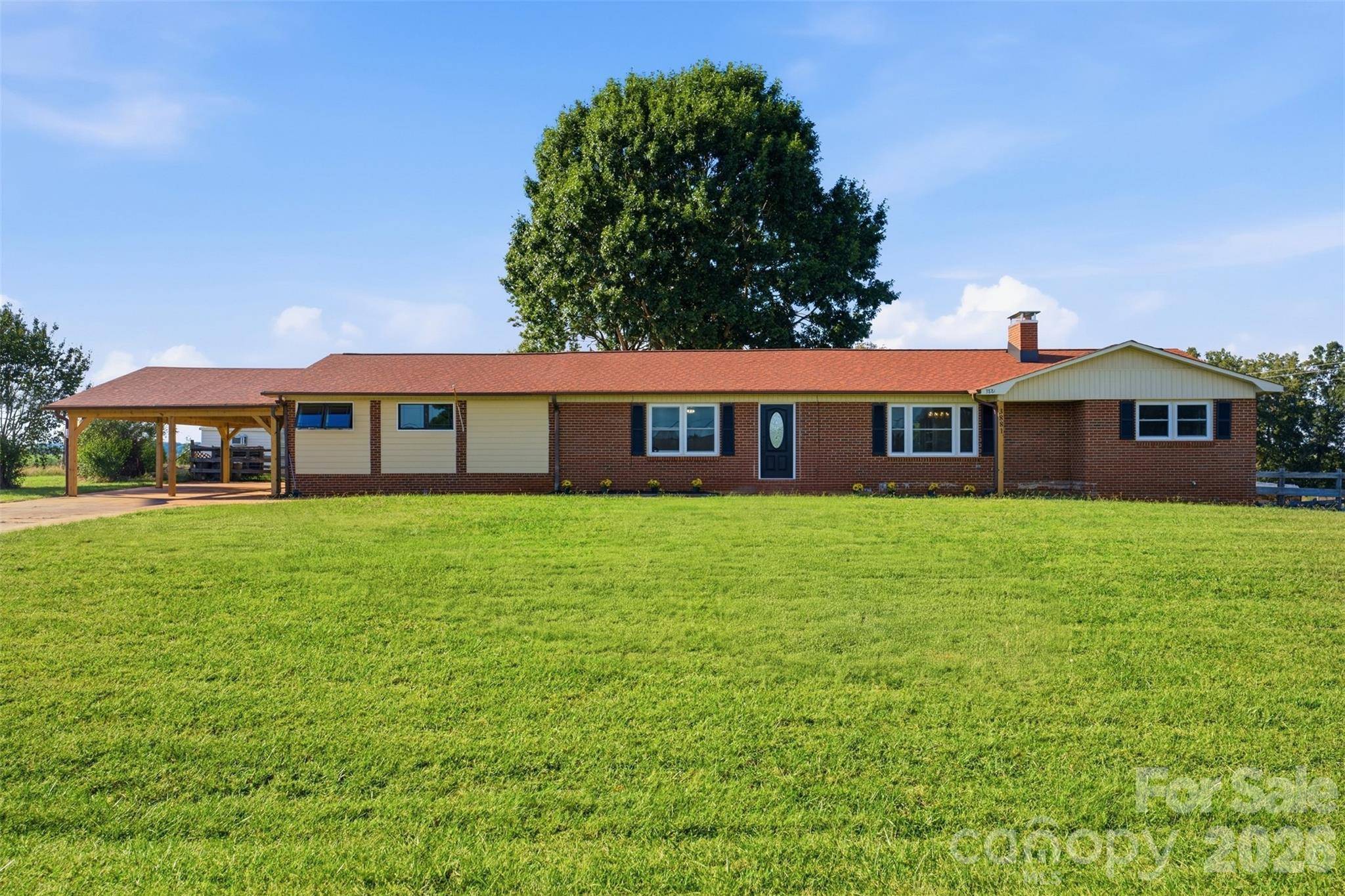 3881 Summerow RD, Maiden, NC 28650