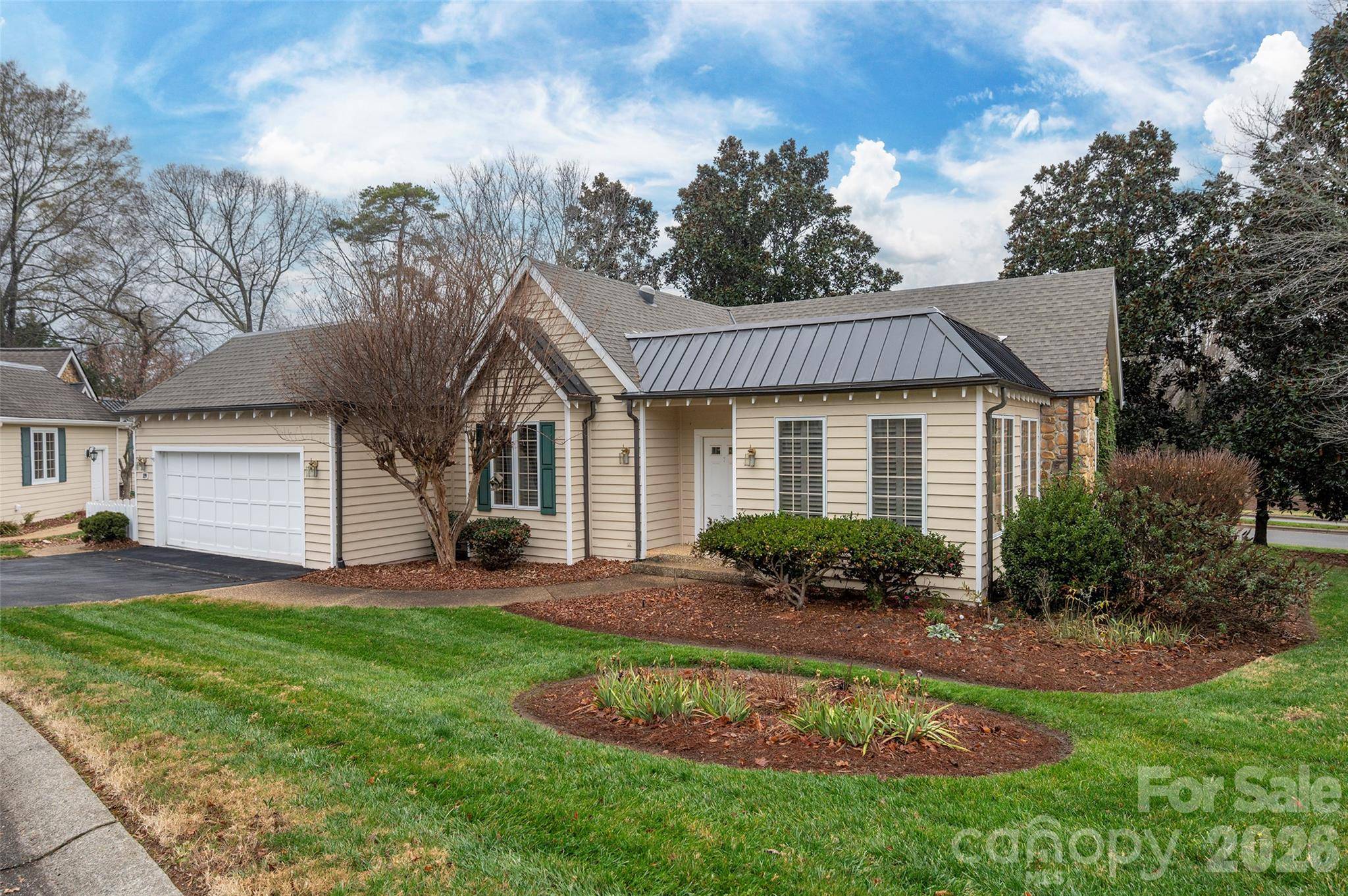 119 Linden PL, Bermuda Run, NC 27006