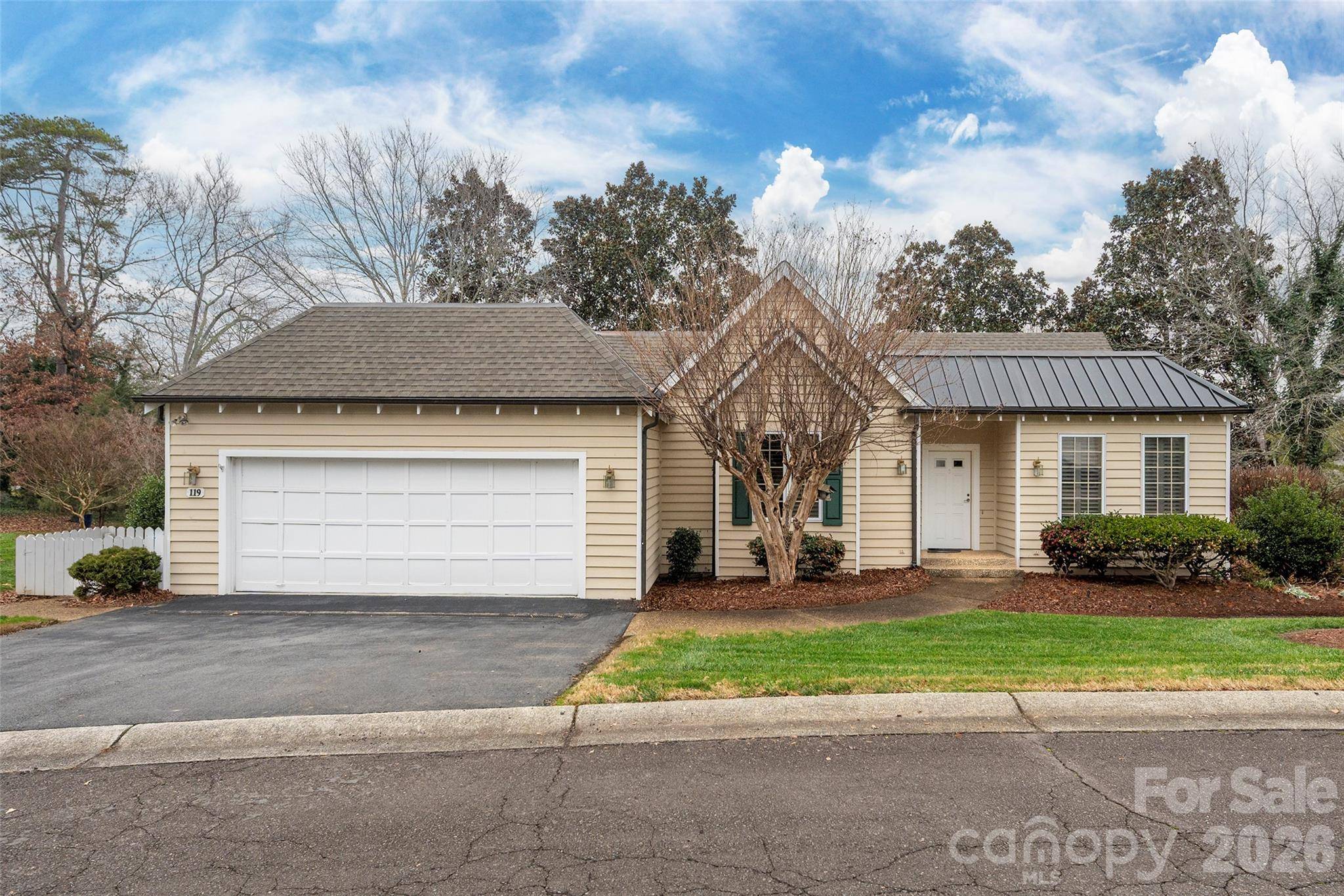 119 Linden PL, Bermuda Run, NC 27006