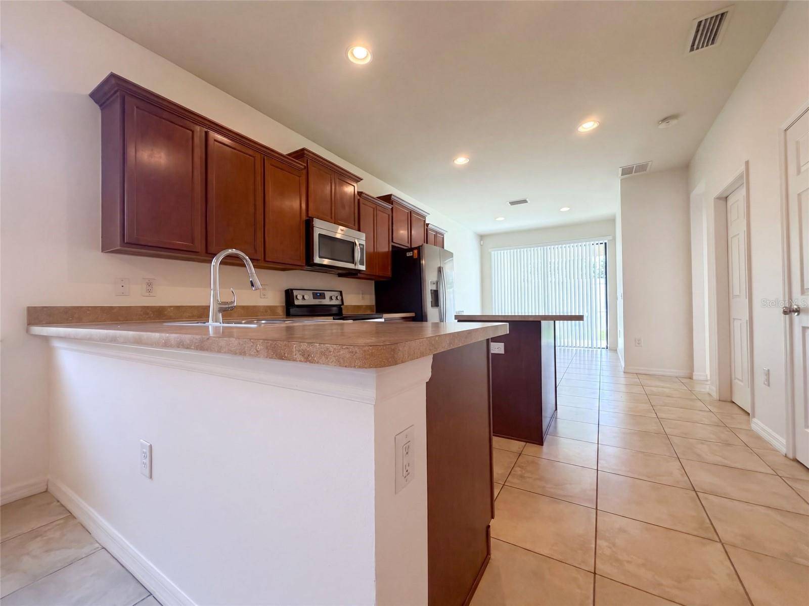 6308 MAGNOLIA PARK BLVD, Riverview, FL 33578