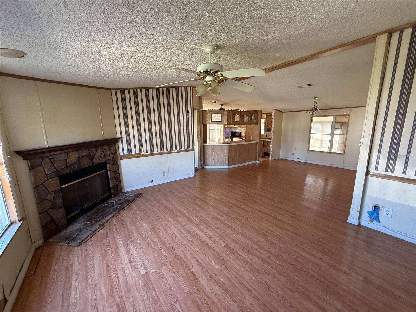 2001 PINE ST, St Cloud, FL 34769