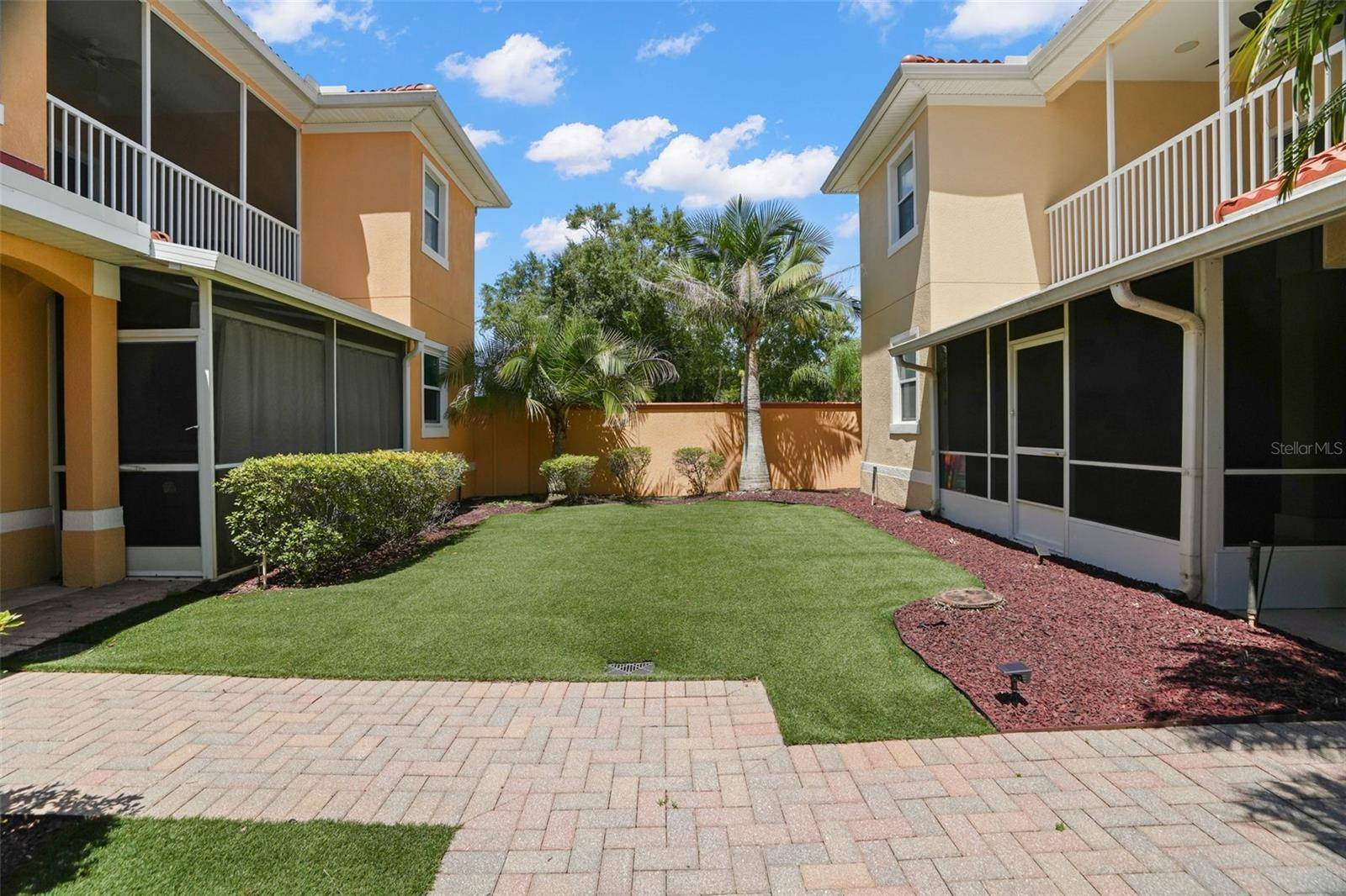 21019 SUNPOINT WAY ##201, Lutz, FL 33558