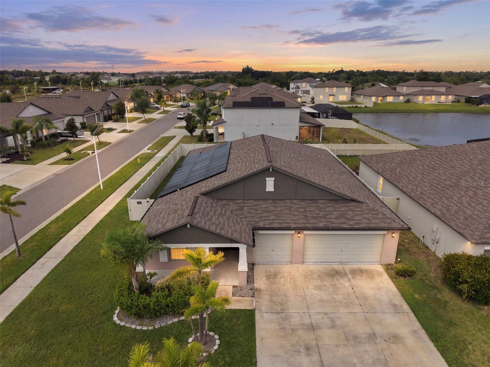 16681 CARLTON POND ST, Wimauma, FL 33598