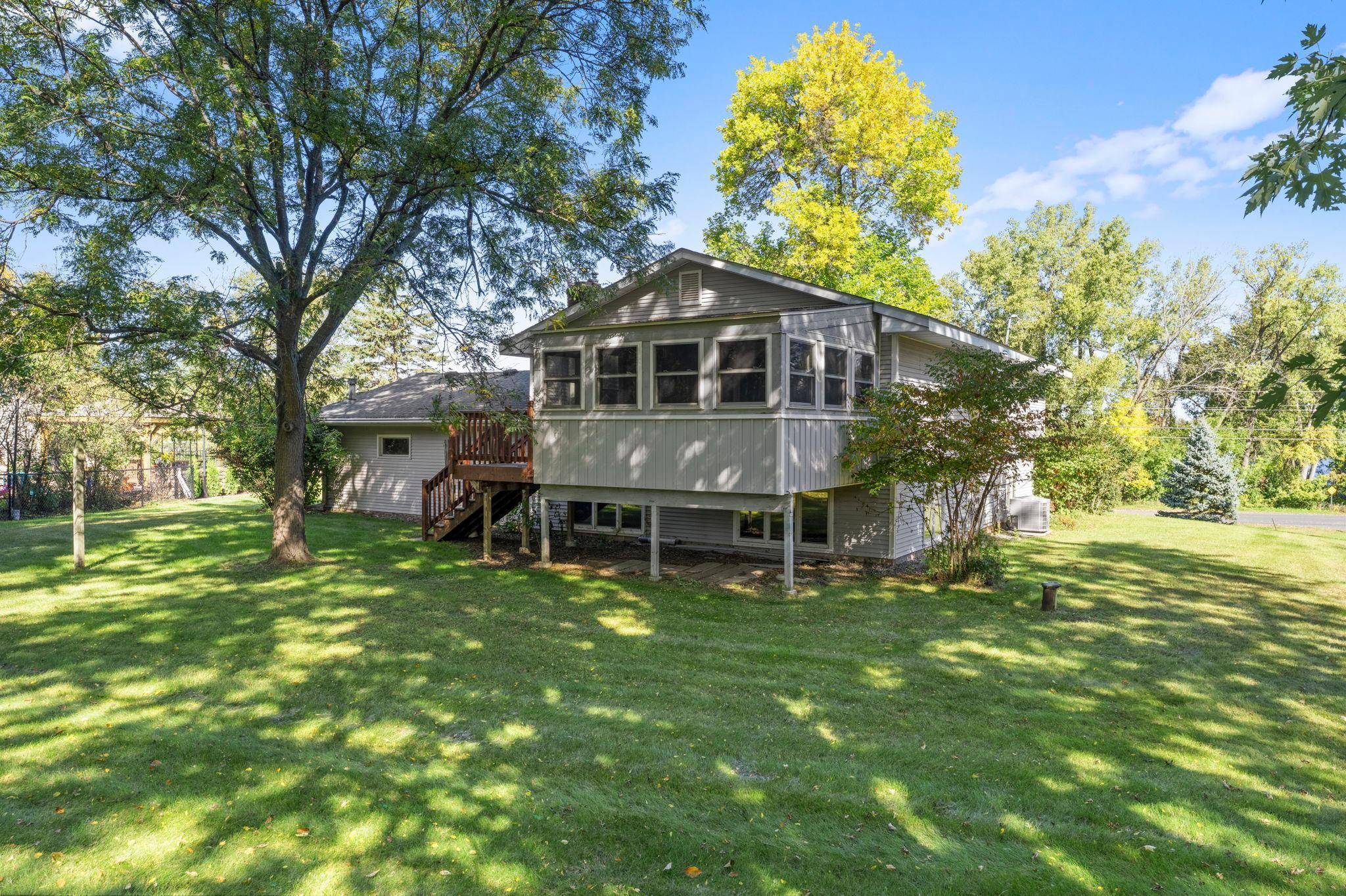 8989 Lake Jane TRL N, Lake Elmo, MN 55042