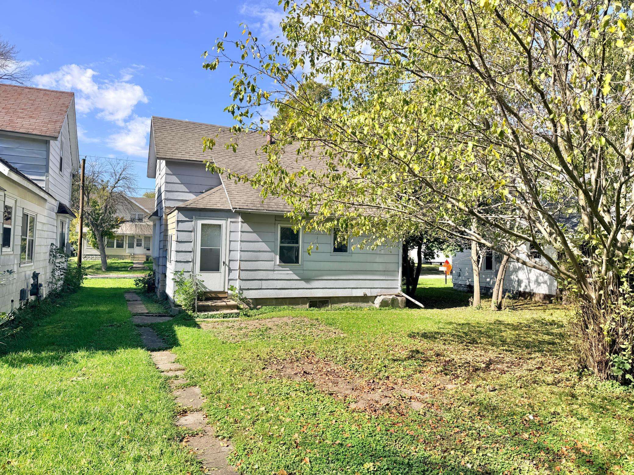 112 N 2nd AVE, Albert Lea, MN 56007