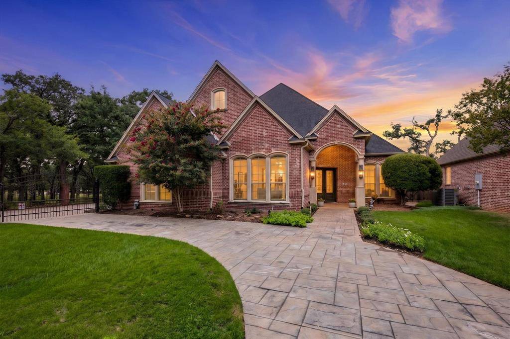 2726 Country Club Road, Pantego, TX 76013