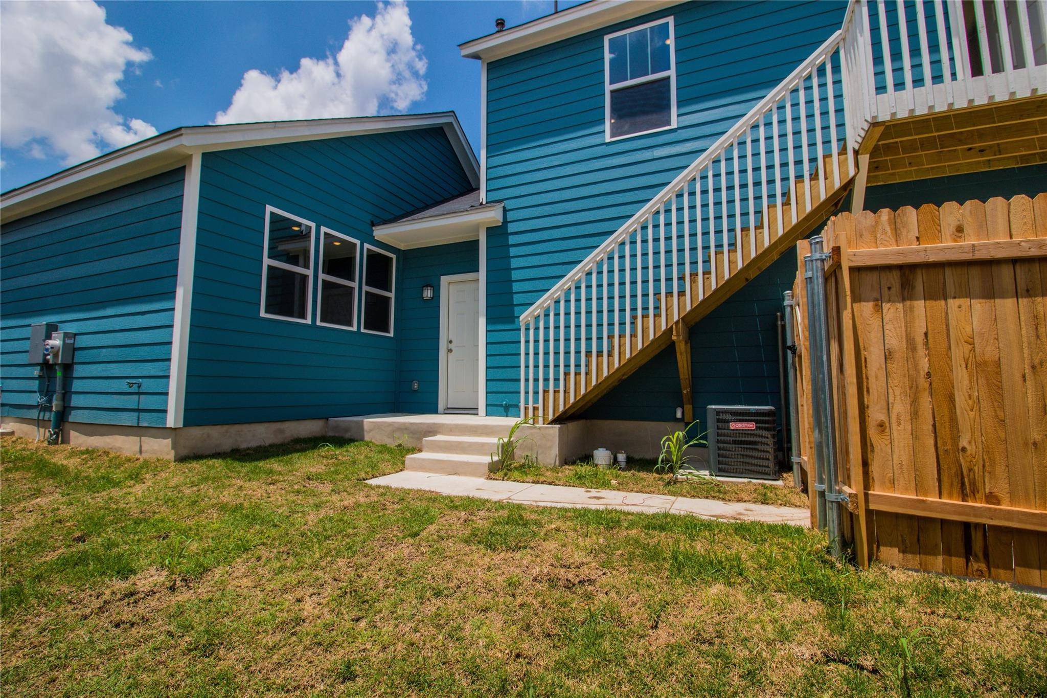 1524 Arbor Knot DR #B, Kyle, TX 78640