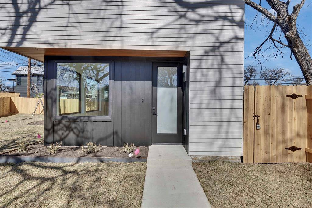 1804 Sylvan DR #2, Austin, TX 78741