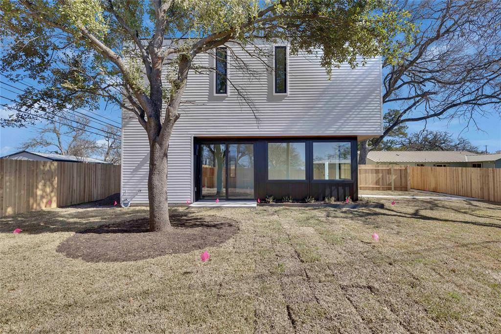 1804 Sylvan DR #2, Austin, TX 78741