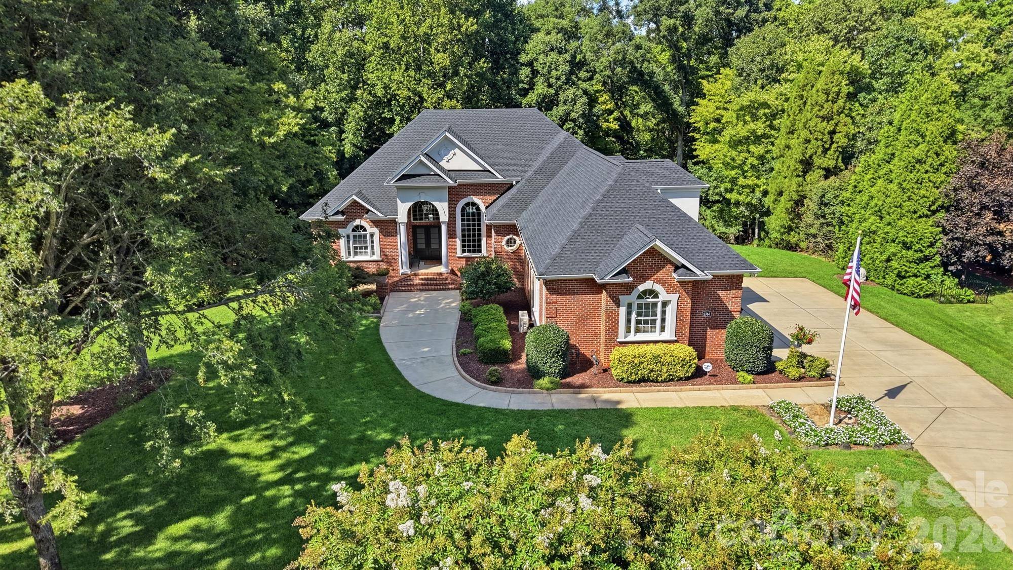5744 Natoma RD, Lake Wylie, SC 29710