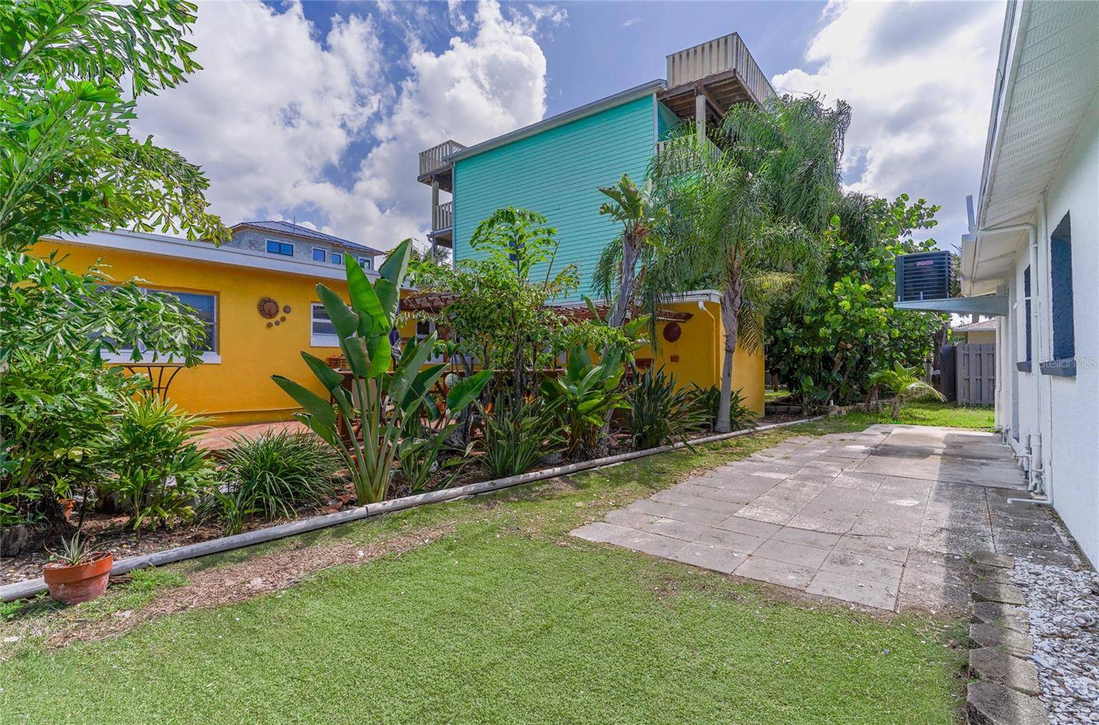 630 180TH AVE E, Redington Shores, FL 33708