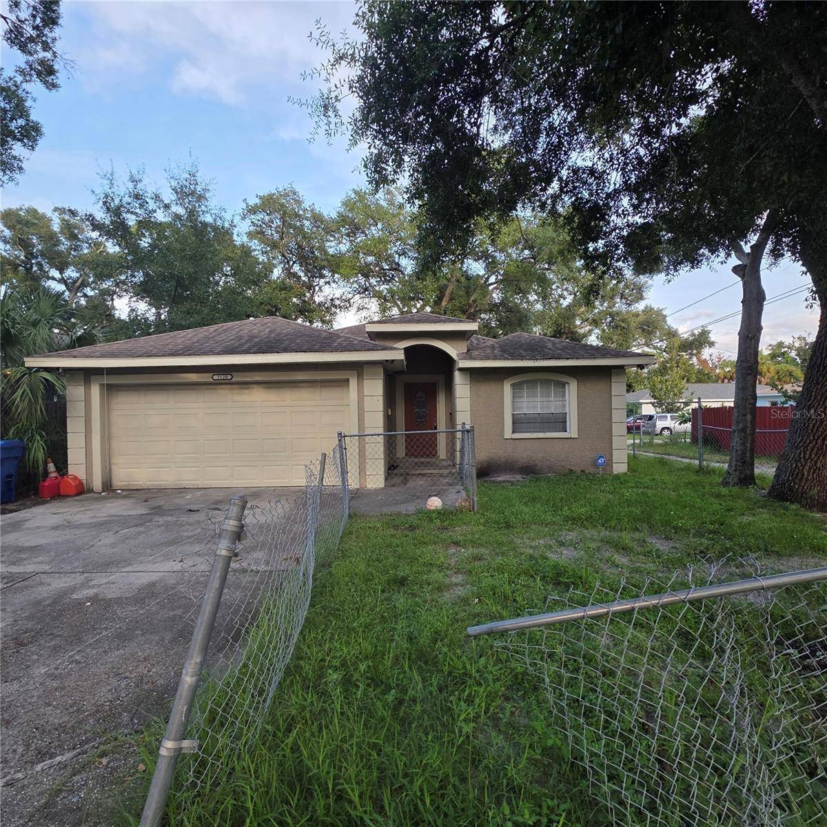 2120 10TH ST S, St Petersburg, FL 33705