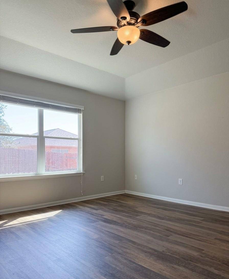 10305 Hatton LN, Austin, TX 78754