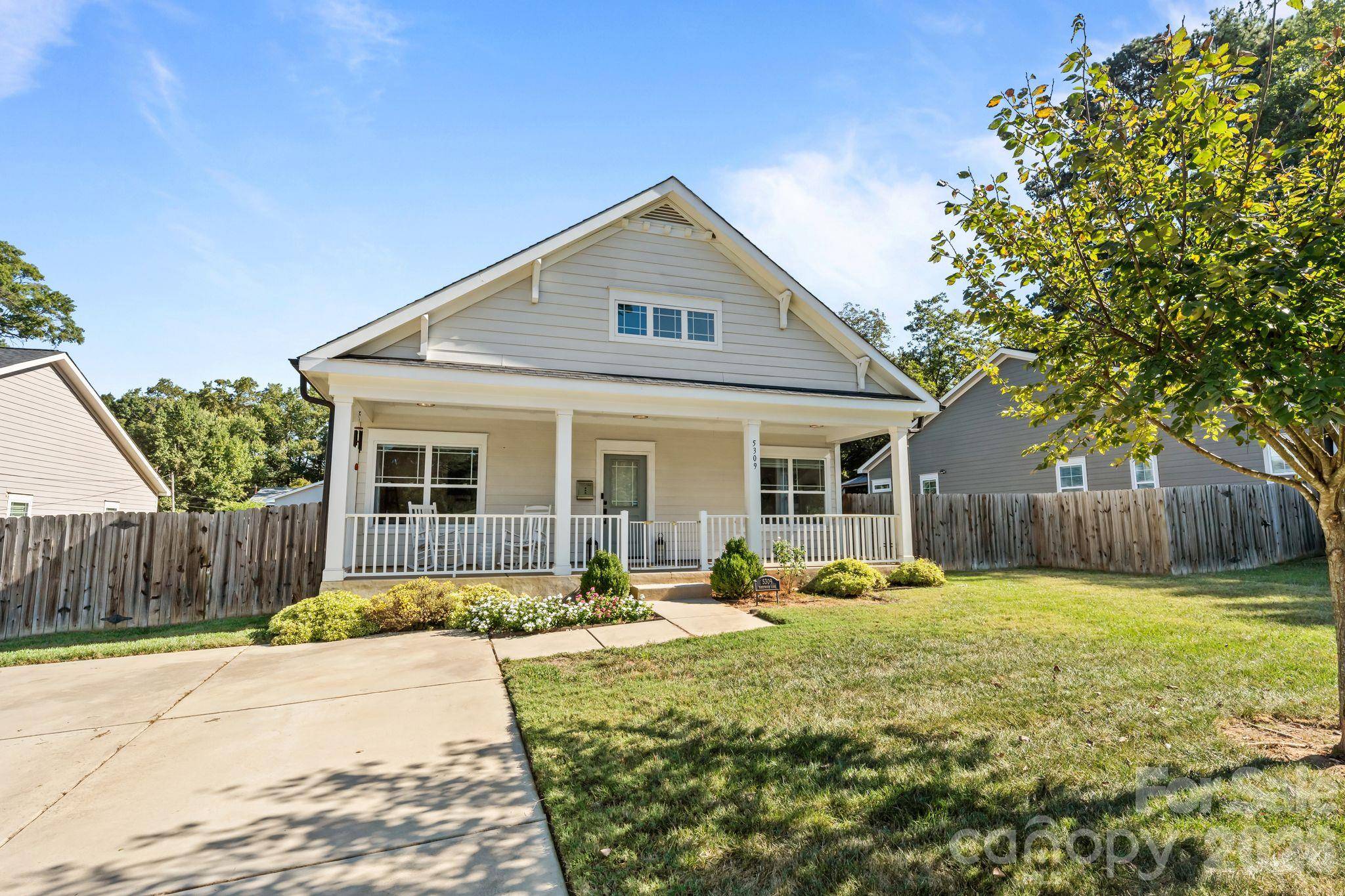 5309 Tarrywood LN, Charlotte, NC 28205