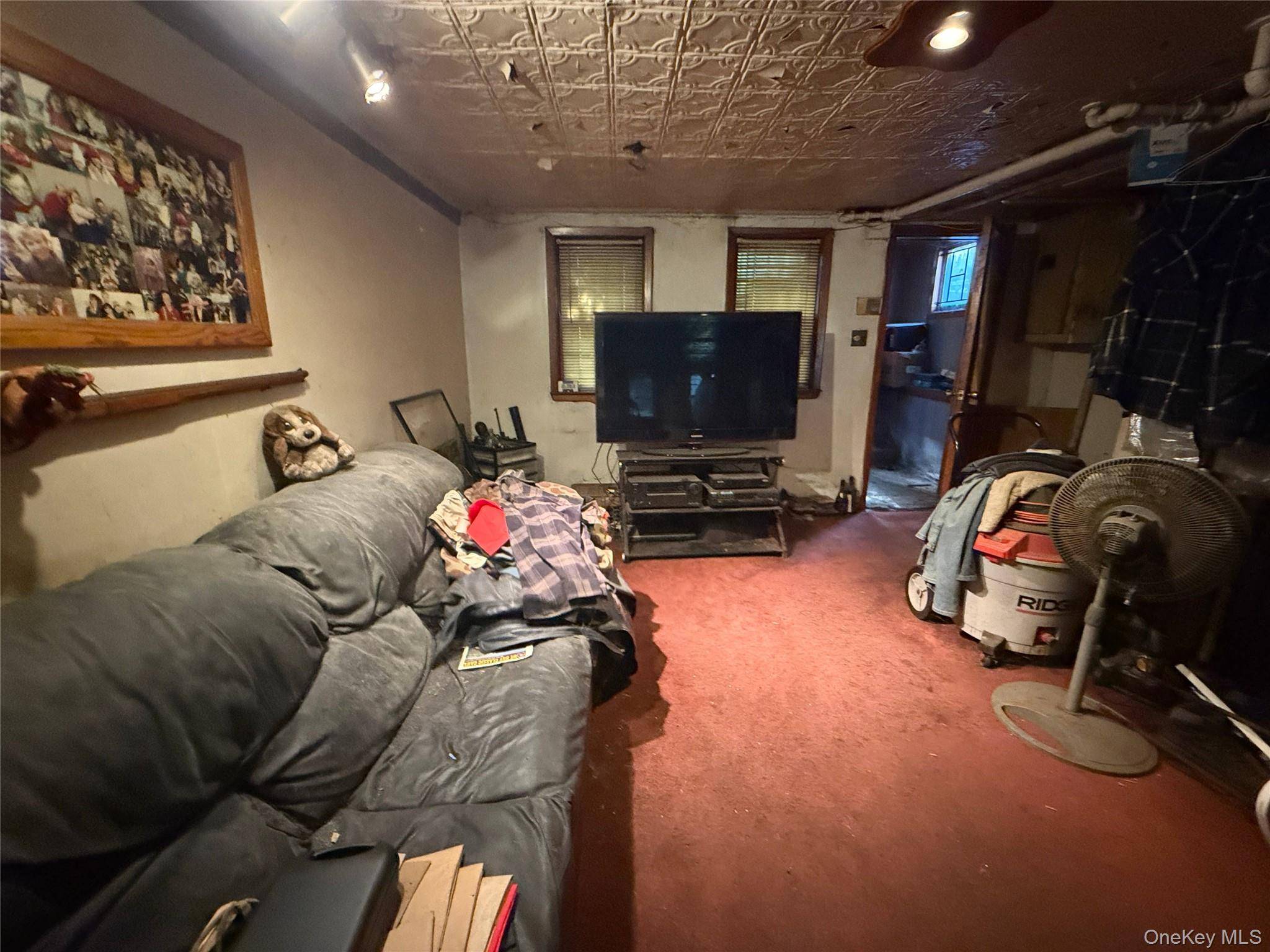 827 Pine ST, Brooklyn, NY 11208