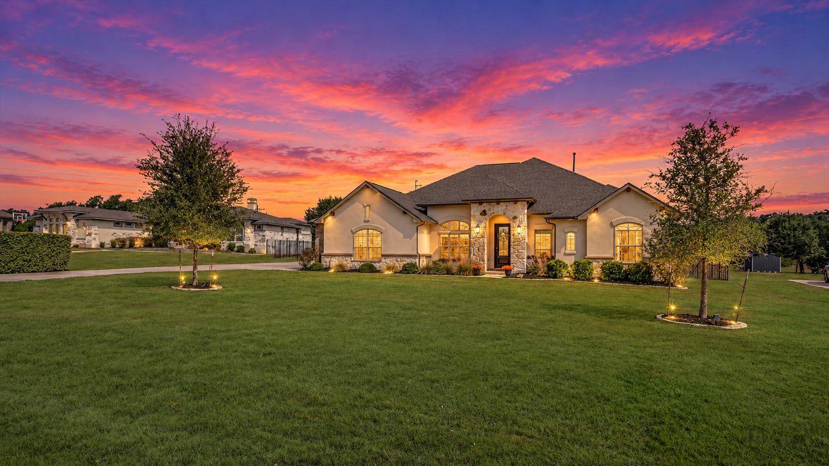 1861 Nature View LOOP, Driftwood, TX 78619