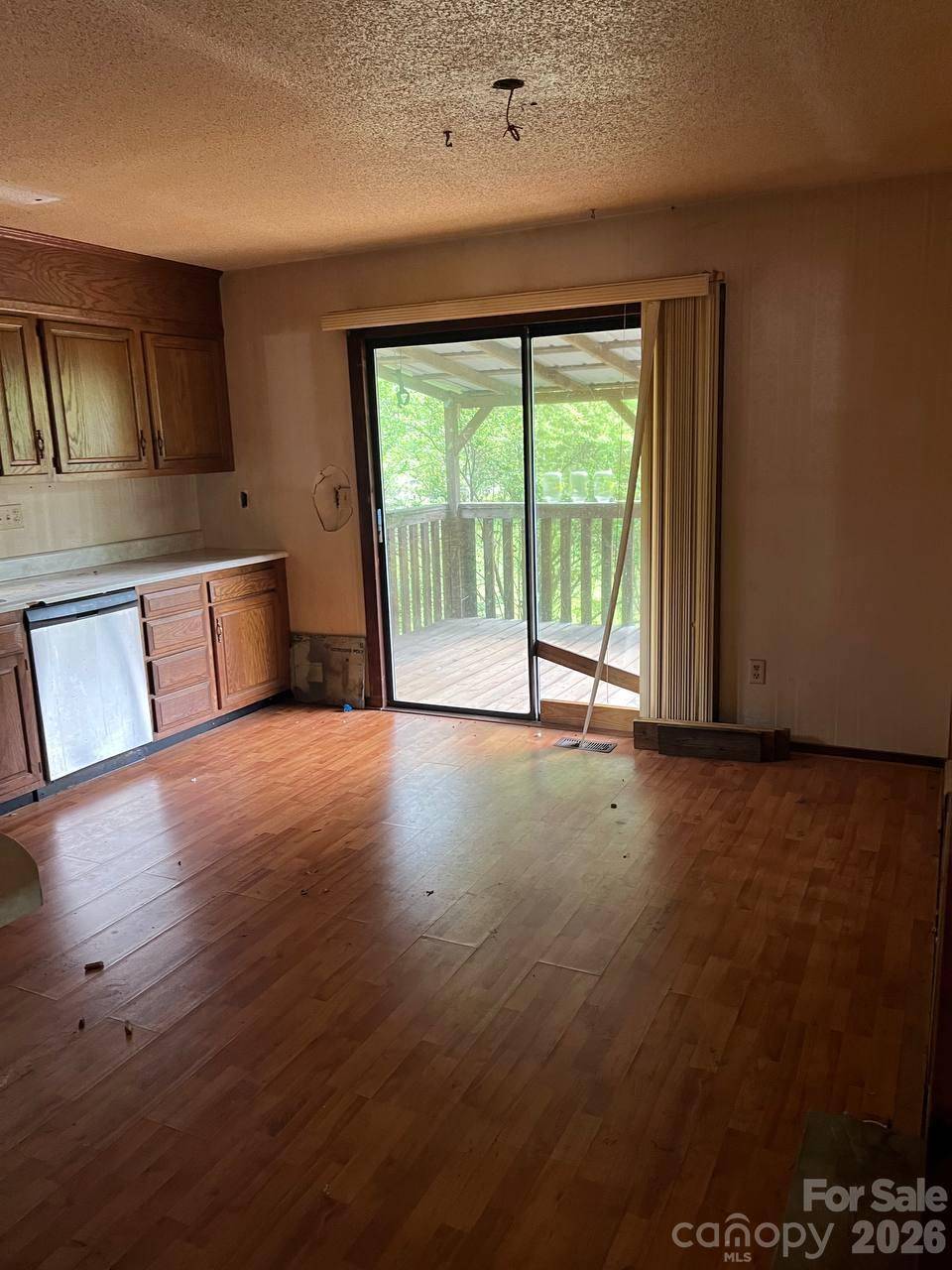 79 Starnes Cove RD, Asheville, NC 28806