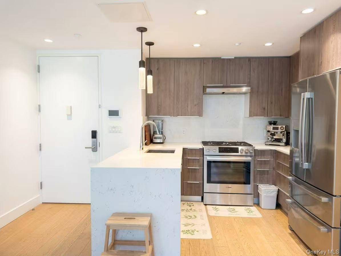 46-20 11th ST #4G, Long Island City, NY 11101