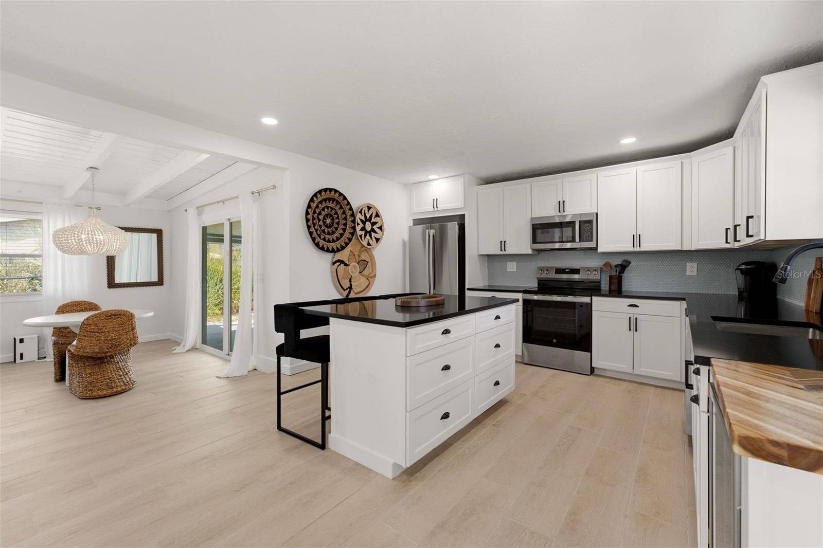 1757 MOVA ST, Sarasota, FL 34231