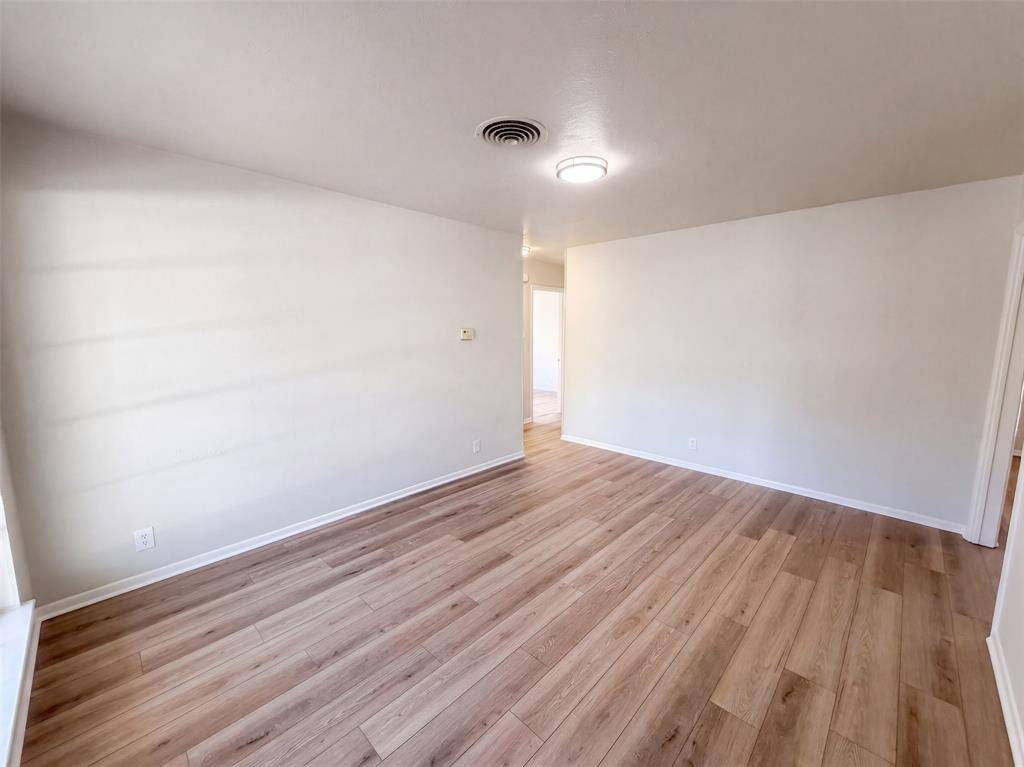 1229 King Drive, Bedford, TX 76022