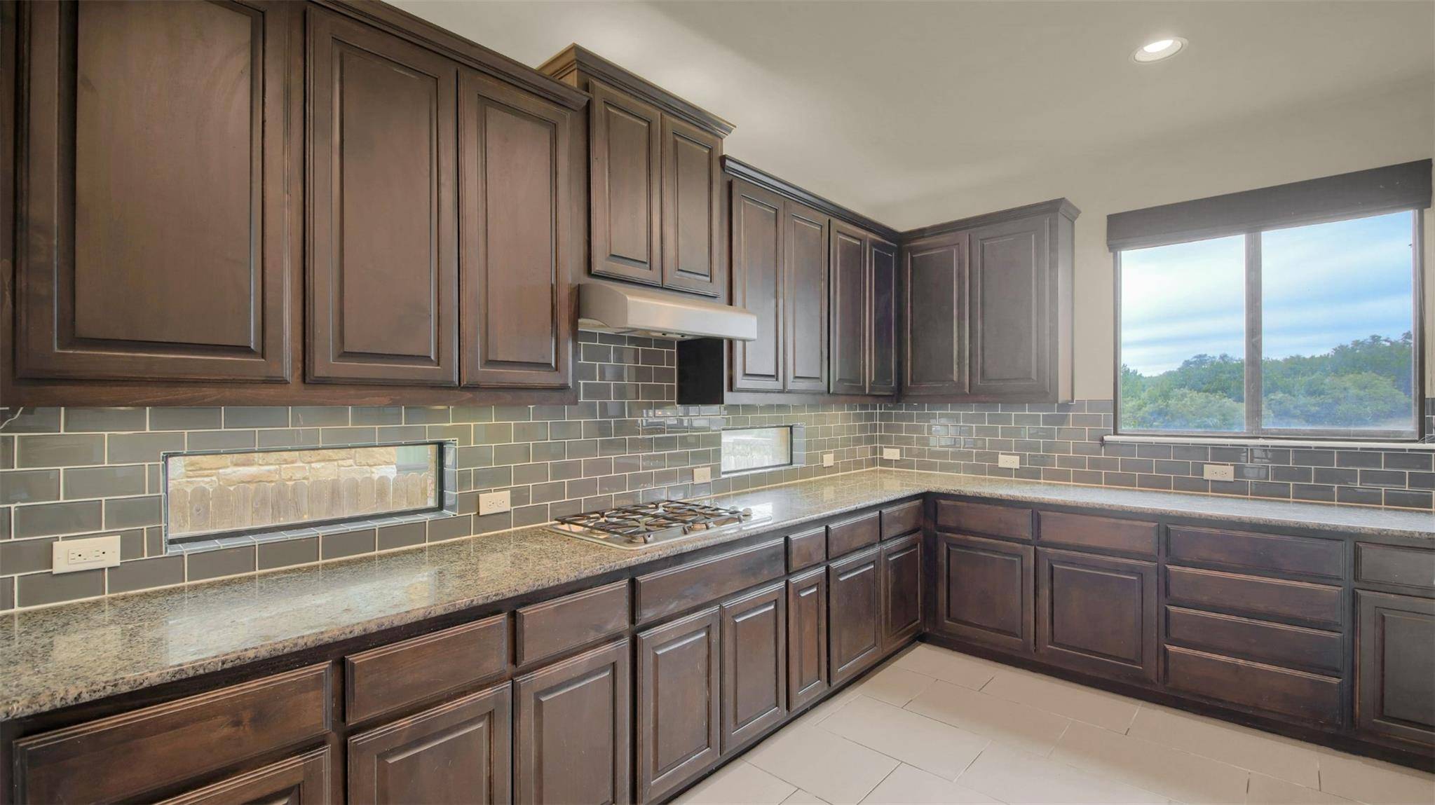 6921 Barstow CT, Austin, TX 78749