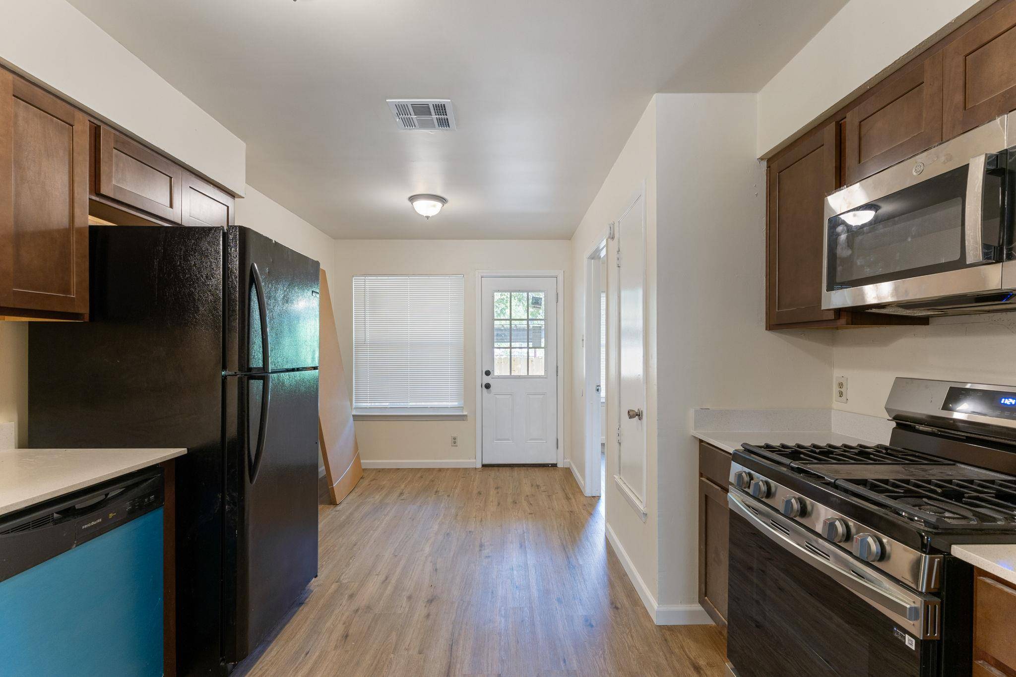 7308 Salt Springs DR, Austin, TX 78744