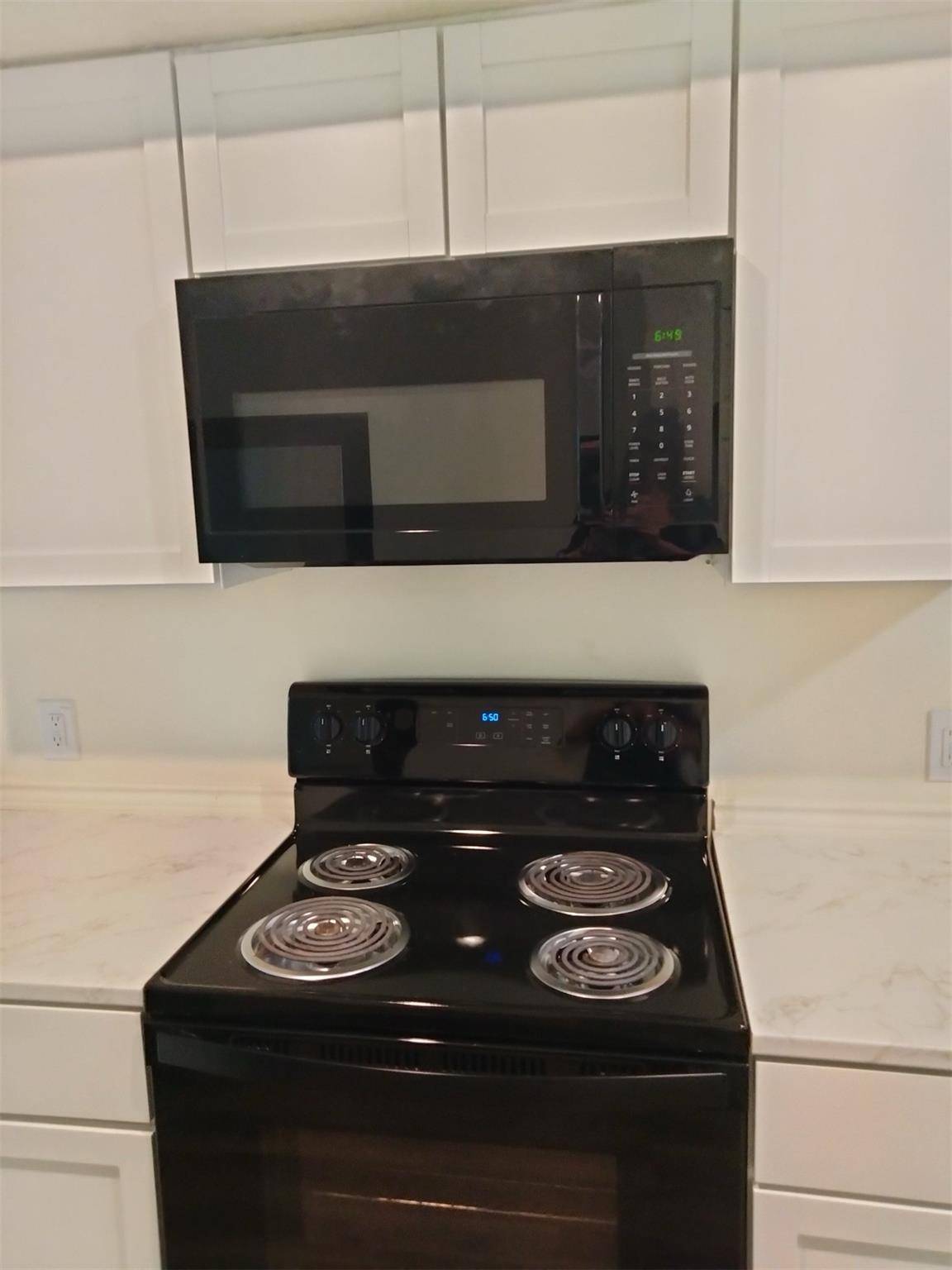 350 Debus DR #217, Taylor, TX 76574
