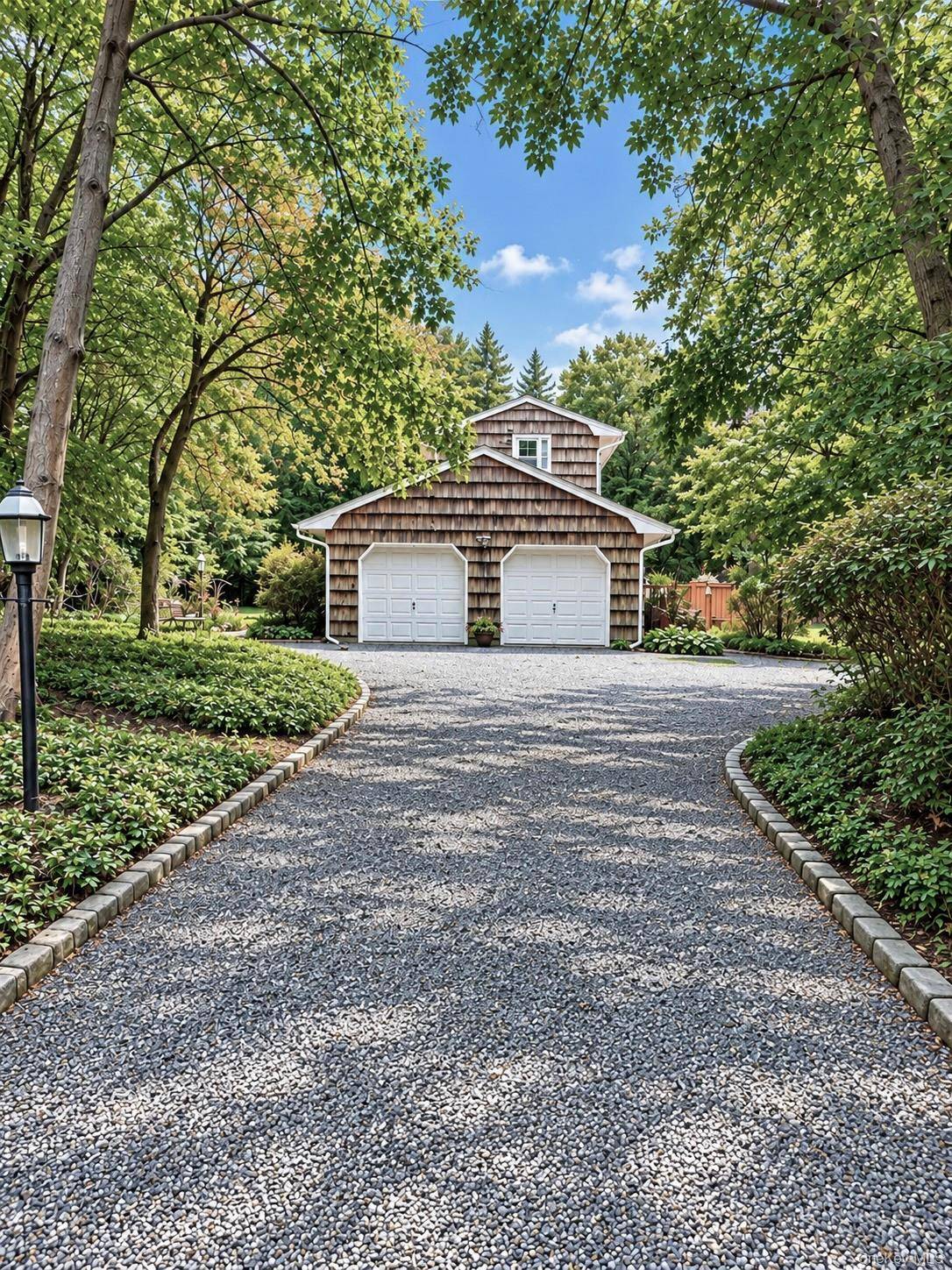 3 Gate RD, Head Of The Harbor, NY 11780