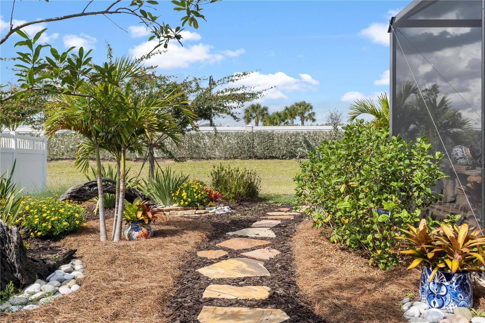 15877 SHORELINE DR, Punta Gorda, FL 33982