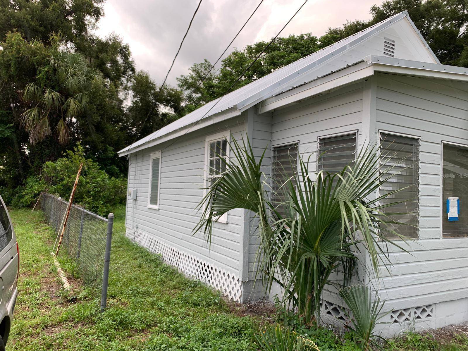 Address not disclosed, Deland, FL 32724