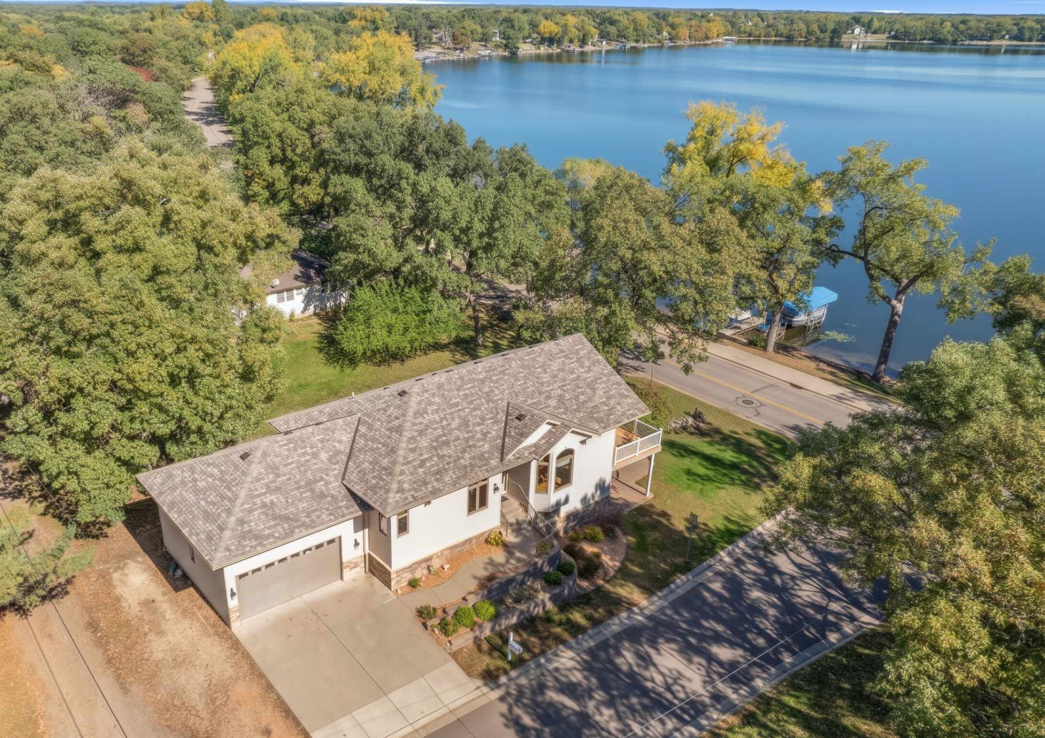 1001 Lakeshore DR, Big Lake, MN 55309