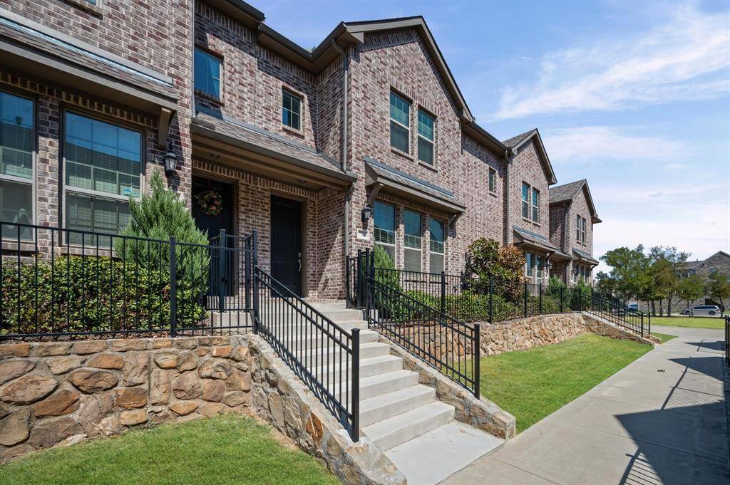 905 Suma Drive, Euless, TX 76040