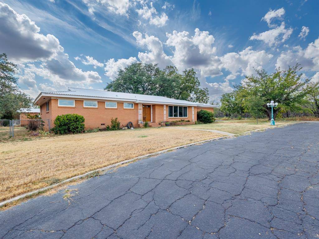 601 Garmon Drive, Early, TX 76802