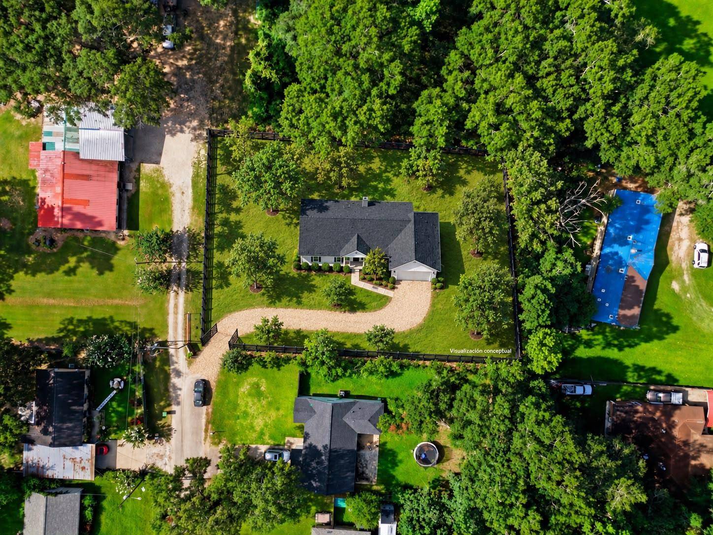 1310 S Franklin Ave, Cleveland, TX 77327