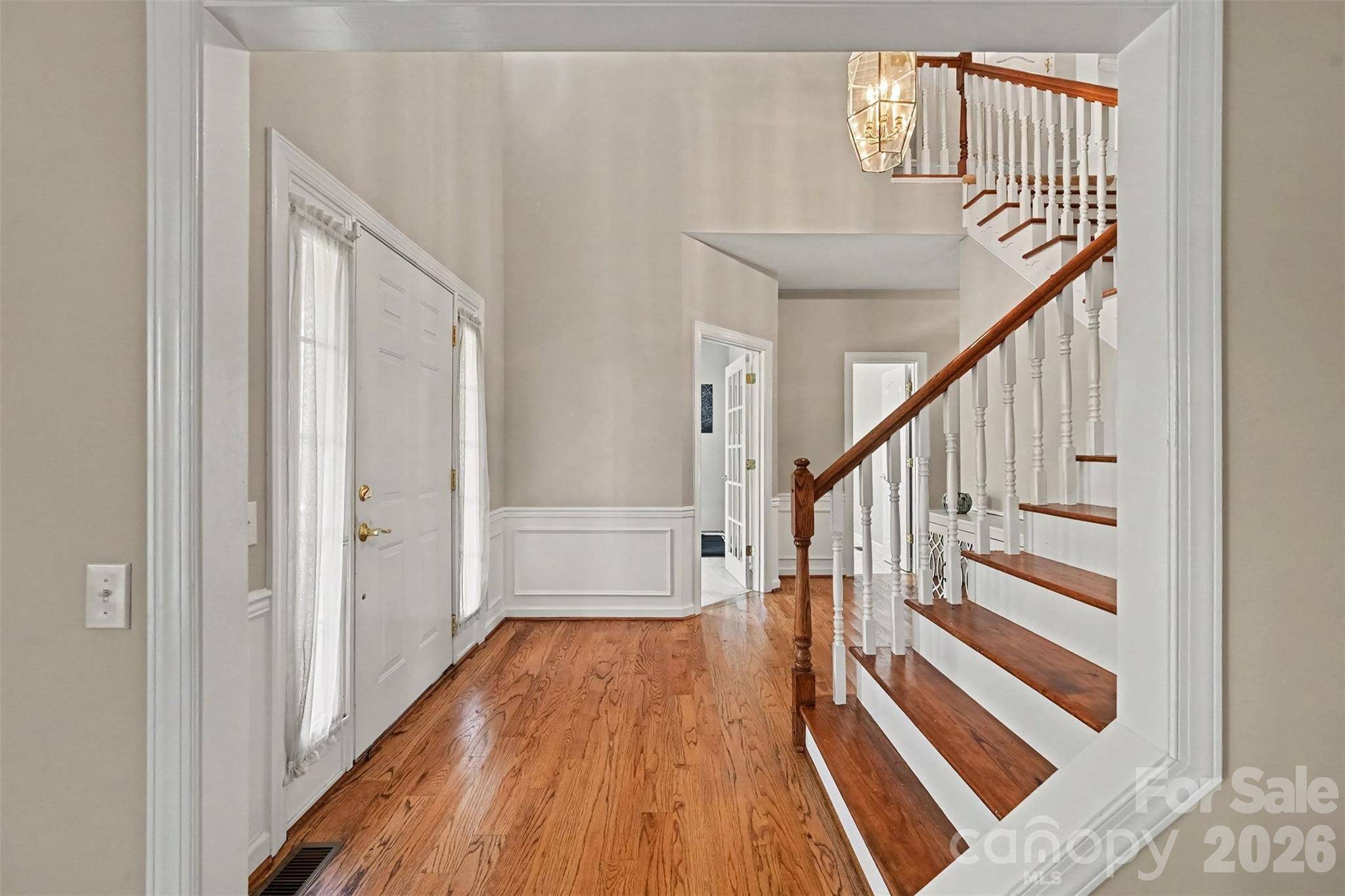 5523 Tullamore LN, Charlotte, NC 28269